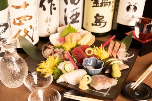 보고 재미, 먹고 맛있다.가나자와를 시작해 전국에서 엄선한 해물을 계절마다 사시미나 스시로.