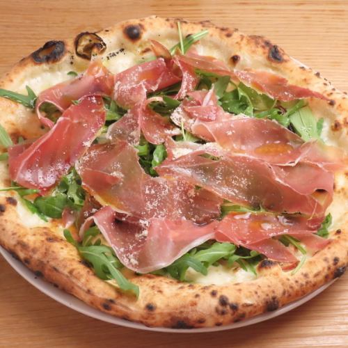 【女性から人気の1品】プロシュートエルッコラ