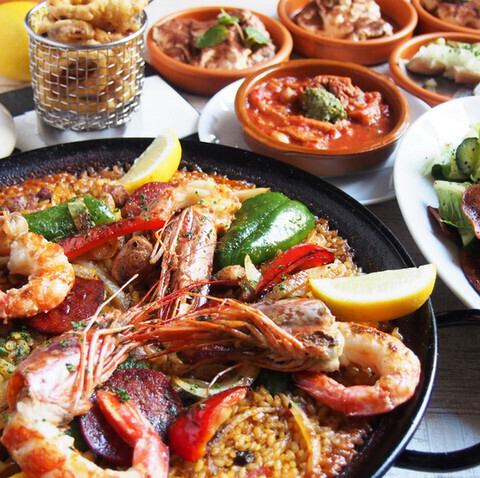 シェフが作る本格的な料理を存分にご堪能ください。