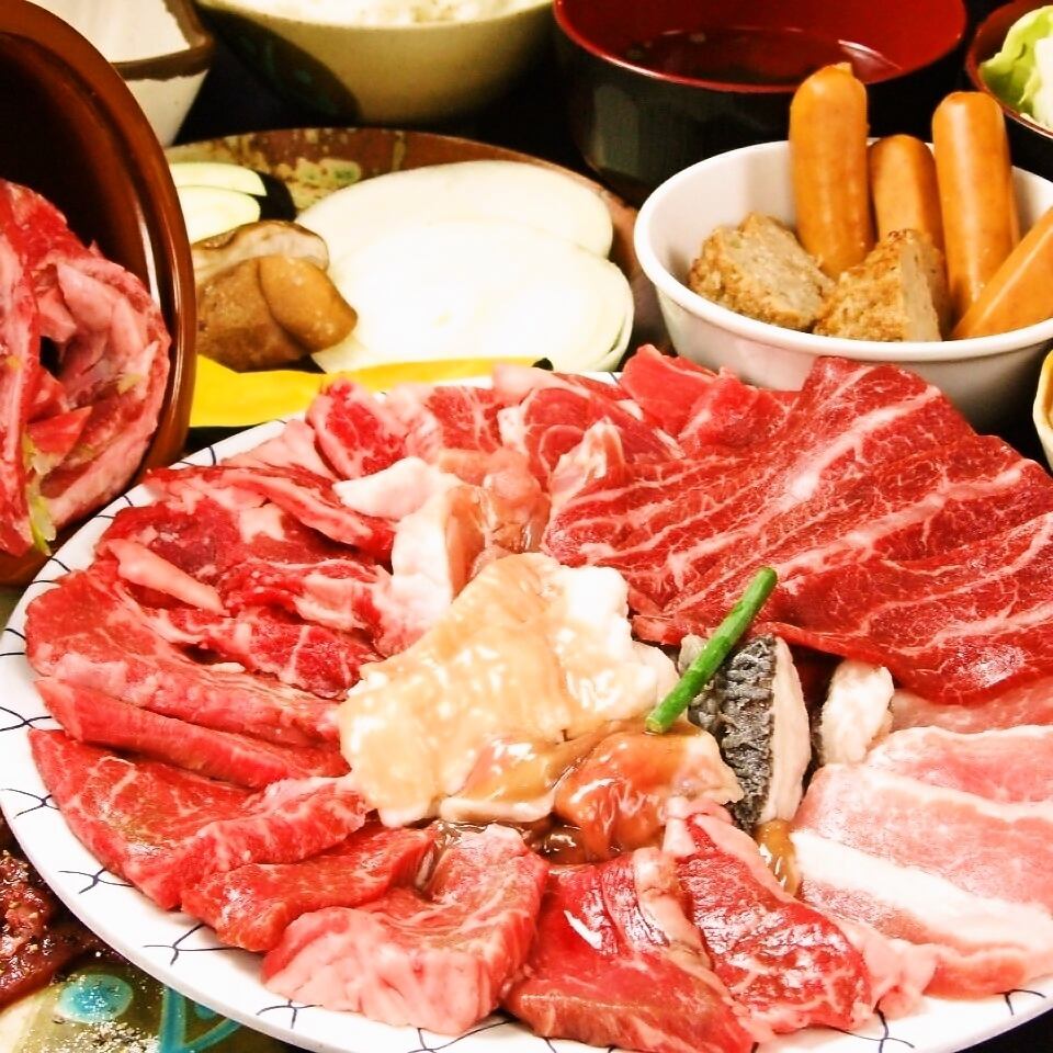 焼肉食べ放題＆飲み放題が4260円～♪