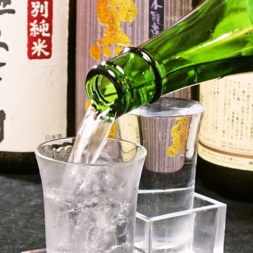 Enjoy Japanese food and drinks at a private izakaya in Akihabara