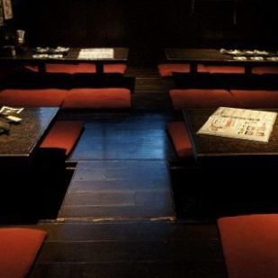 Seats for 4-6 people.In the case of a banquet, it can accommodate up to 24 people ♪