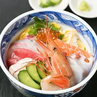 豪快海鮮丼