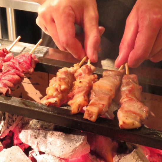 九州では取扱いの珍しい伊達鶏を始めとする絶品料理をご提供！