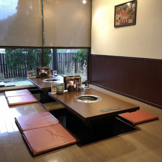Family-friendly visits are also welcome! Extensive digging kotatsu / tatami room / table seats ◎