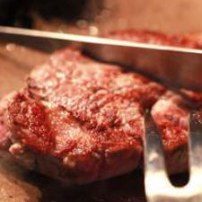 Feeling like meat today! Beef tenderloin steak and Japanese beef sirloin 1980 yen ~ ♪