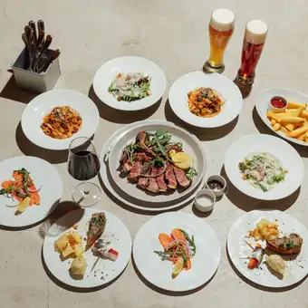 <Tボーンステーキで大満足♪>Hearty T-bone steak course: 7,000 yen / 8 dishes total [2-hour all-you-can-drink included]