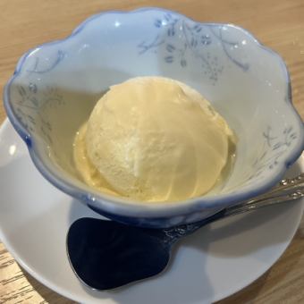 아이스크림 (바닐라)