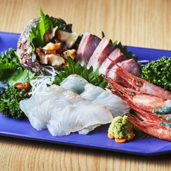 Comes with assorted sashimi! [Sashimi course [6 items in total]] <2,728 yen per person>
