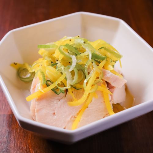 【幅広い豊富なおつまみ】