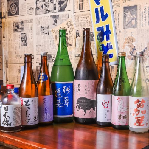 全国各地から厳選して仕入れたこだわりの日本酒を豊富にご用意しております！