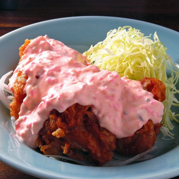 [Uses Tominoya's special tartar!] Pink chicken nanban 550 yen (tax included)