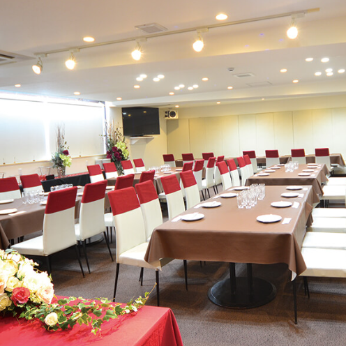 The stylish and clean interior can be rented out! Great for banquets and parties ◎