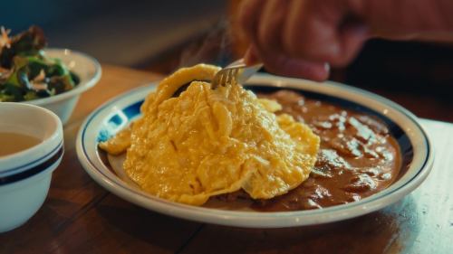 オムバーグライス(ハンバーグ120g) ※全てサラダ・スープ付き 
