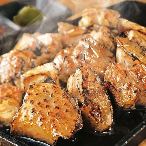 [Local chicken x charcoal grilled] Our pride! The reason why charcoal grilled food is so delicious