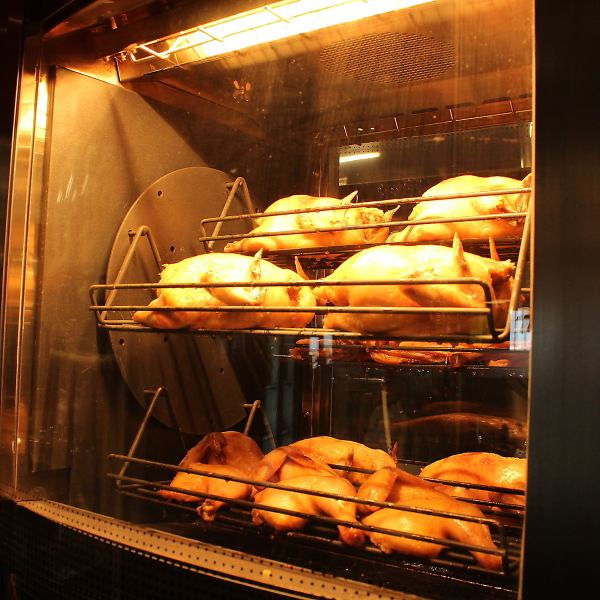当店名物・ロティサリーチキン！