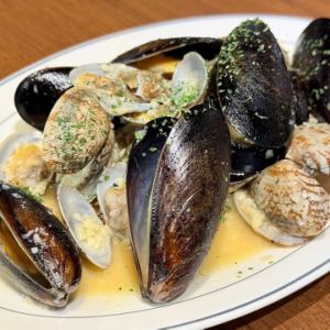 ムール貝の白ワイン蒸し