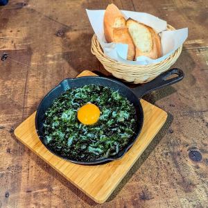 시라 스와 아오사의 아히 조