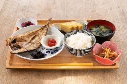 <Set meal> Horse mackerel open set meal