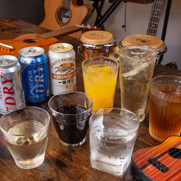 【乾杯に最適】60分飲み放題スーパーライトプラン◆ギターも弾ける！音楽好きや初心者も大歓迎◎
