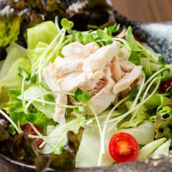 脆皮鸡肉沙拉
