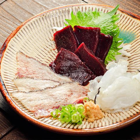 くじら3種盛り合わせ