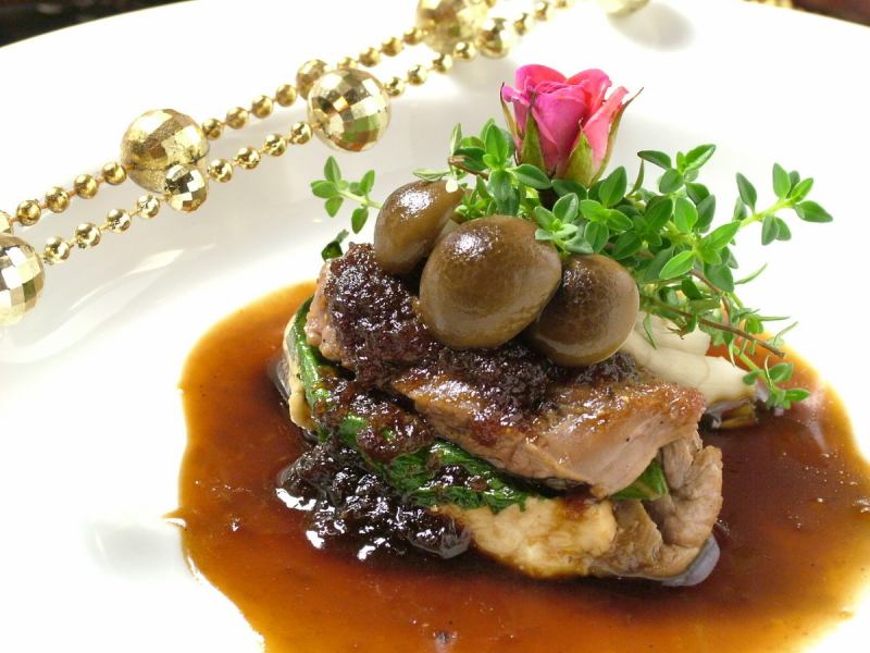 ascot チョイスコース♪選べるお料理全8品3400円！＋1100円で300種120分飲み放題OK！