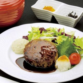 Grated grilled hamburger steak set