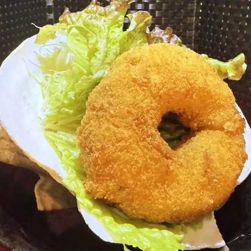 <名物>浜コロ(磯のグラタン)