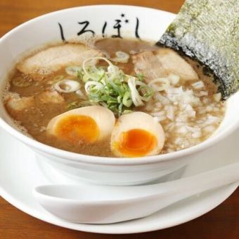 味玉 魚節とんこつラーメン