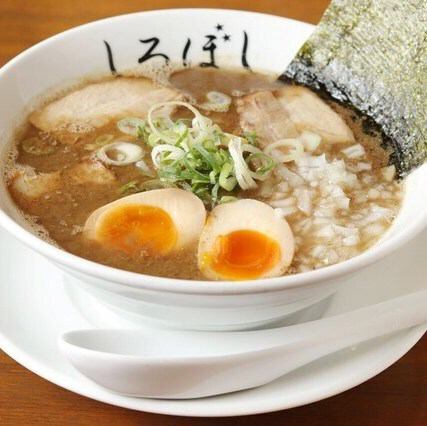 味玉 魚節とんこつラーメン