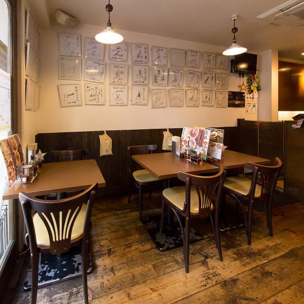 JR甲子園口駅から南へ徒歩1分というアクセス抜群の好立地！近隣にはコインパーキングも多数あり、お車でも安心◎当店は住宅街の中で地元のお客様に愛されるよう、居心地の良い店作りを心がけています。小さいお子様連れのご家族、カップル、ご友人同士、お一人様どなたでも気軽にご利用いただけるアットホームなお店です。