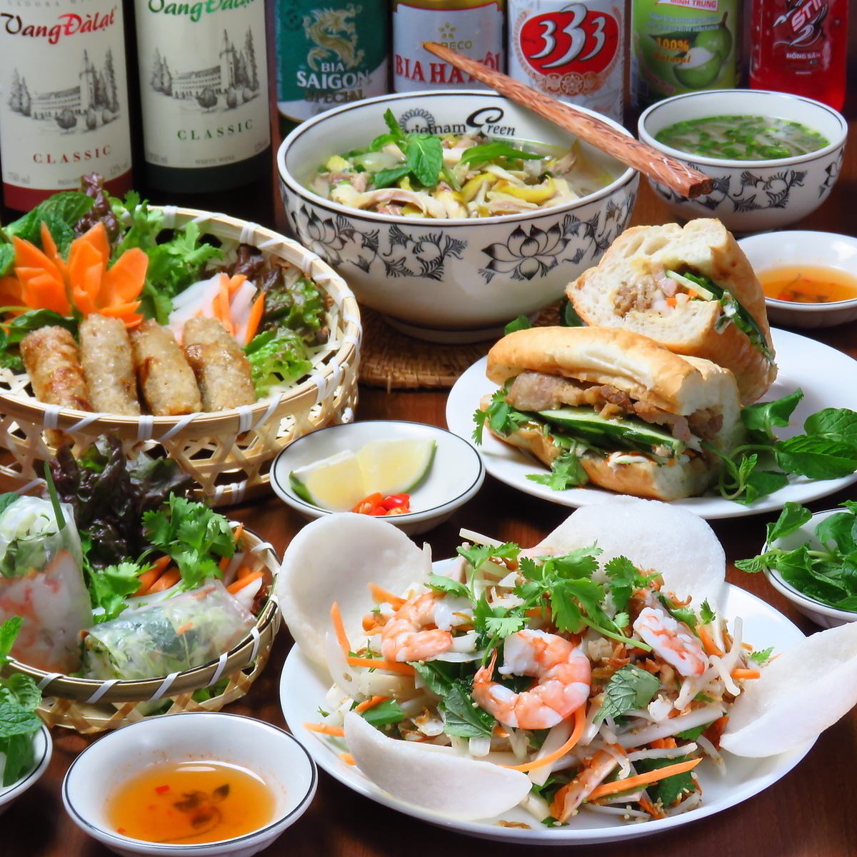 Vietnamese lunch just 2 minutes walk from the station ★ Exquisite gourmet food for less than 1,000 yen goes great with beer ♪