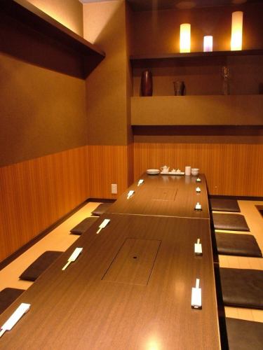 大人気の掘り炬燵座敷