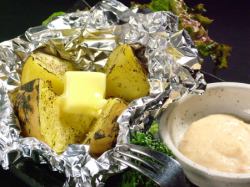 구운 감자 ~ 명태 마요네즈 첨가 ~ / 소금 고등어 / 통째로 양파의 호일 구이