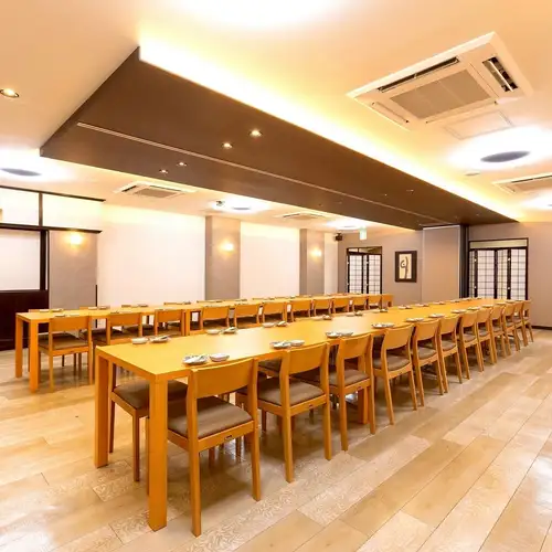 歓送迎会や会社宴会、同窓会、各種イベントなどに便利な貸切利用も承っております。人数やご予算、ご利用シーンに合わせて柔軟にご相談いただけます。