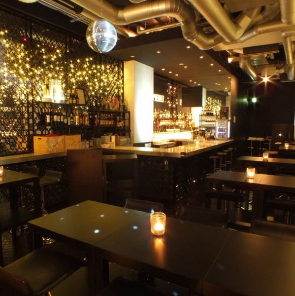 In a space where delicious sake and Jazz flow, you can forget about time