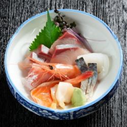 Assorted sashimi