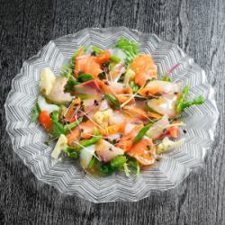 Seasonal vegetable salad