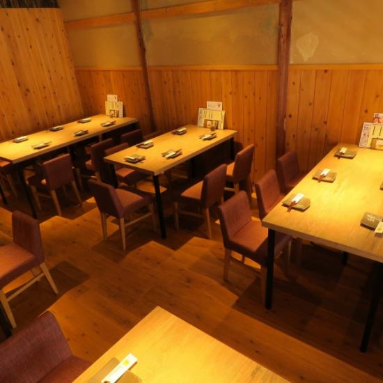 The 2nd floor tatami room seats up to 25 people in a table!