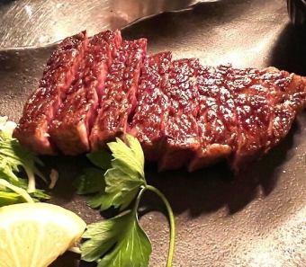 【11/18~】겨울의 연회 코스★명물 스테이크나 짚구이 포함한 전 8품+2시간[음방]부착 5000엔(부가세 포함)