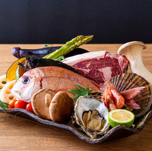 毎日入荷する鮮魚を鉄板で