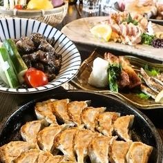 《一人一道菜★》黑猪饺子和萨摩料理套餐2小时含无限畅饮10道菜品4,000日元