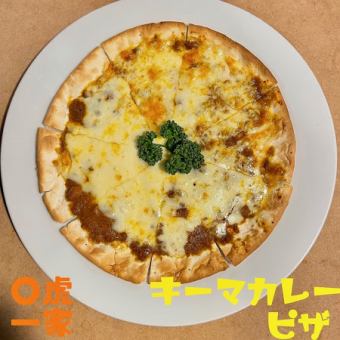 Keema curry pizza