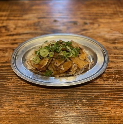 新名物!!焼き豚耳ポン酢