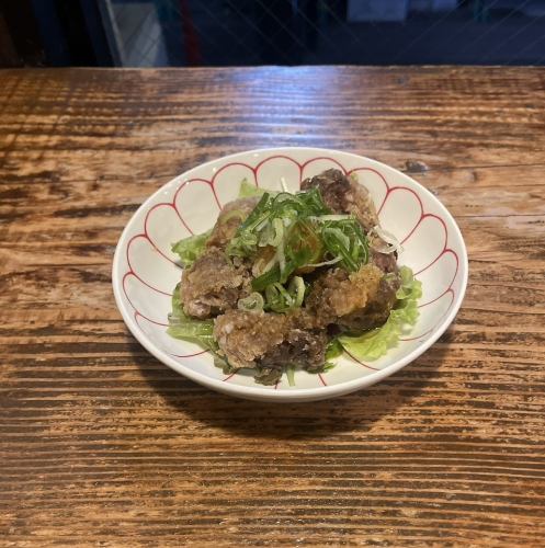 とろとろ豚軟骨揚