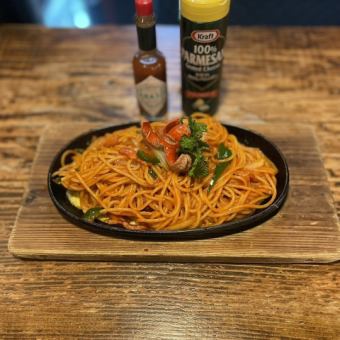 喫茶店のナポリタン