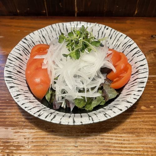 トマトオニオンサラダ