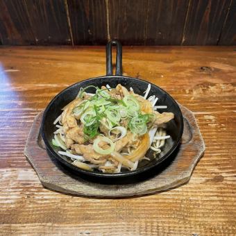 せせりのにんにくバター炒め