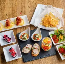 【女子会】全7品×2時間飲放付コース 4,800円(税込)